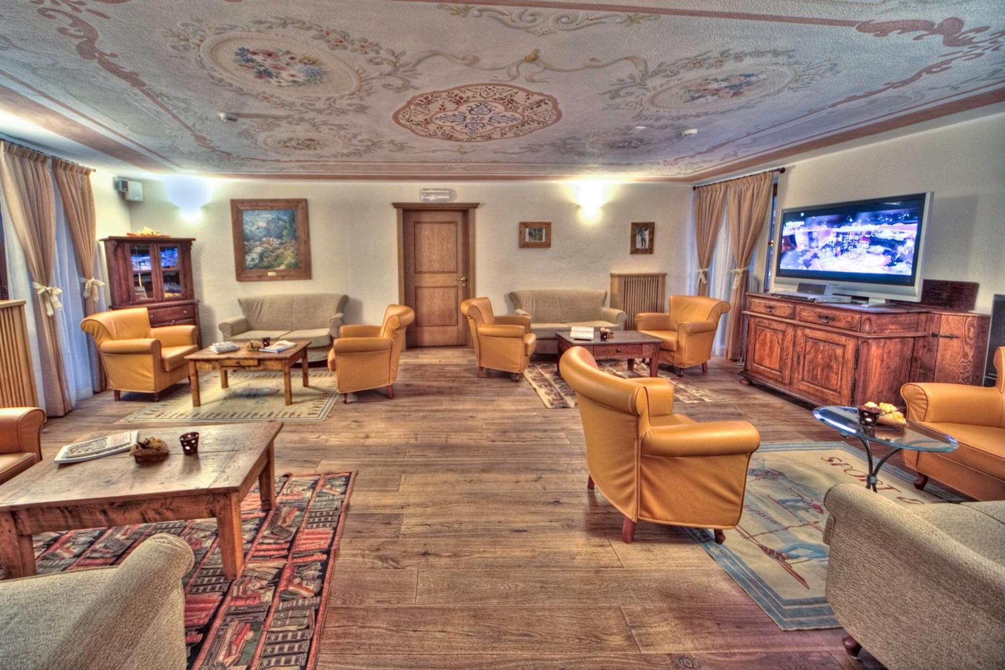 Le Miramonti Hotel Restaurant & Wellness La Thuile Zewnętrze zdjęcie